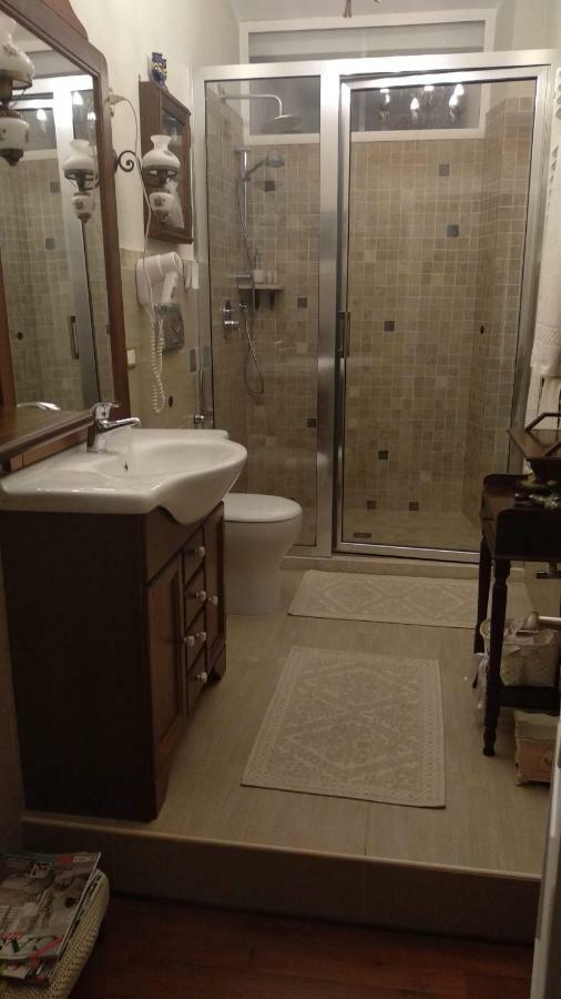 La Posadina House A Cagliari Locazioni Turistiche Brevi Bed and Breakfast Buitenkant foto
